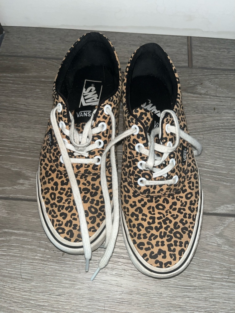 Vans Leopard Print Low-Top Sneakers - Tan/Black/White